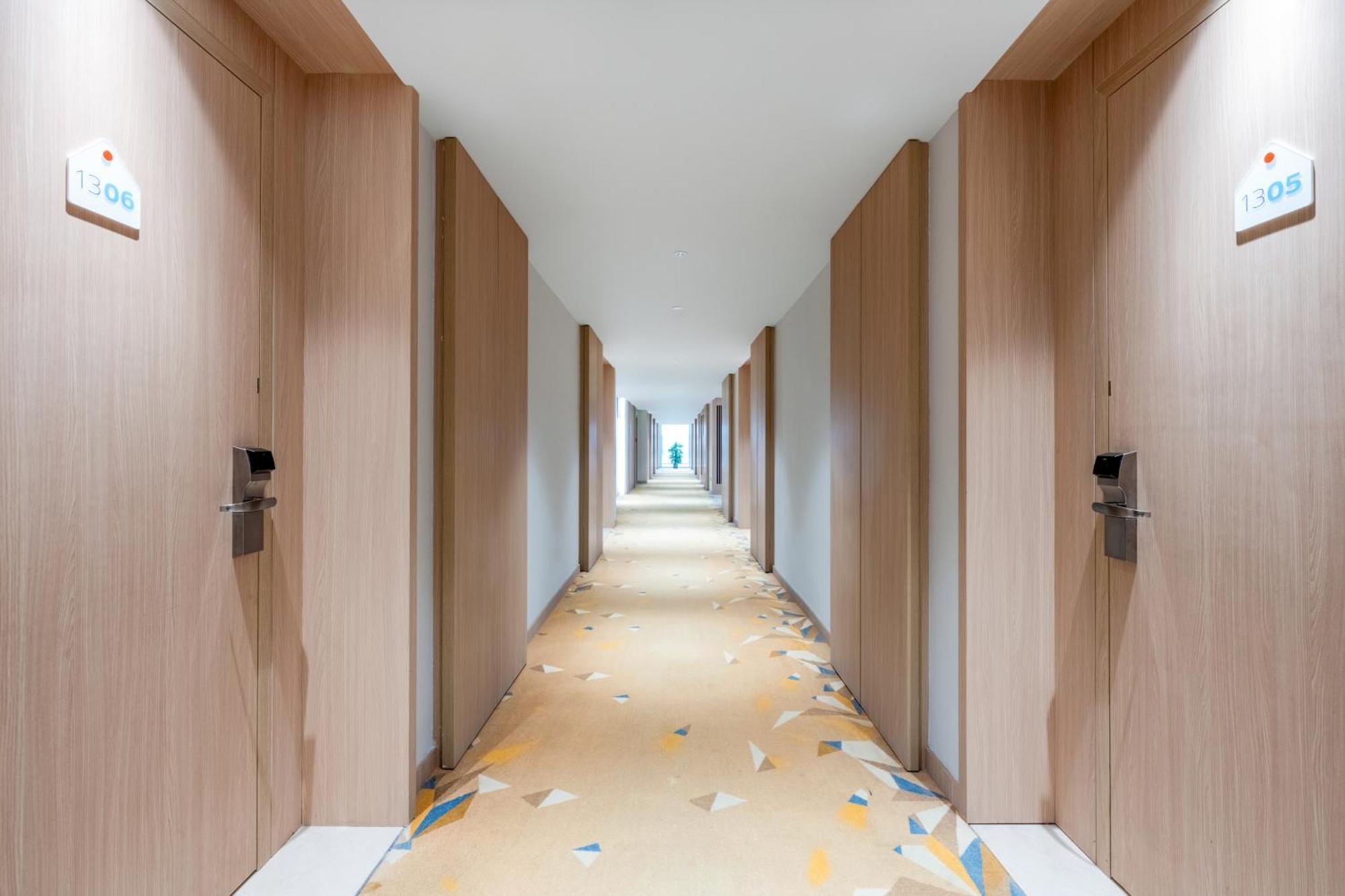 Holiday Inn Express Jiangmen Jianghai By Ihg Zewnętrze zdjęcie