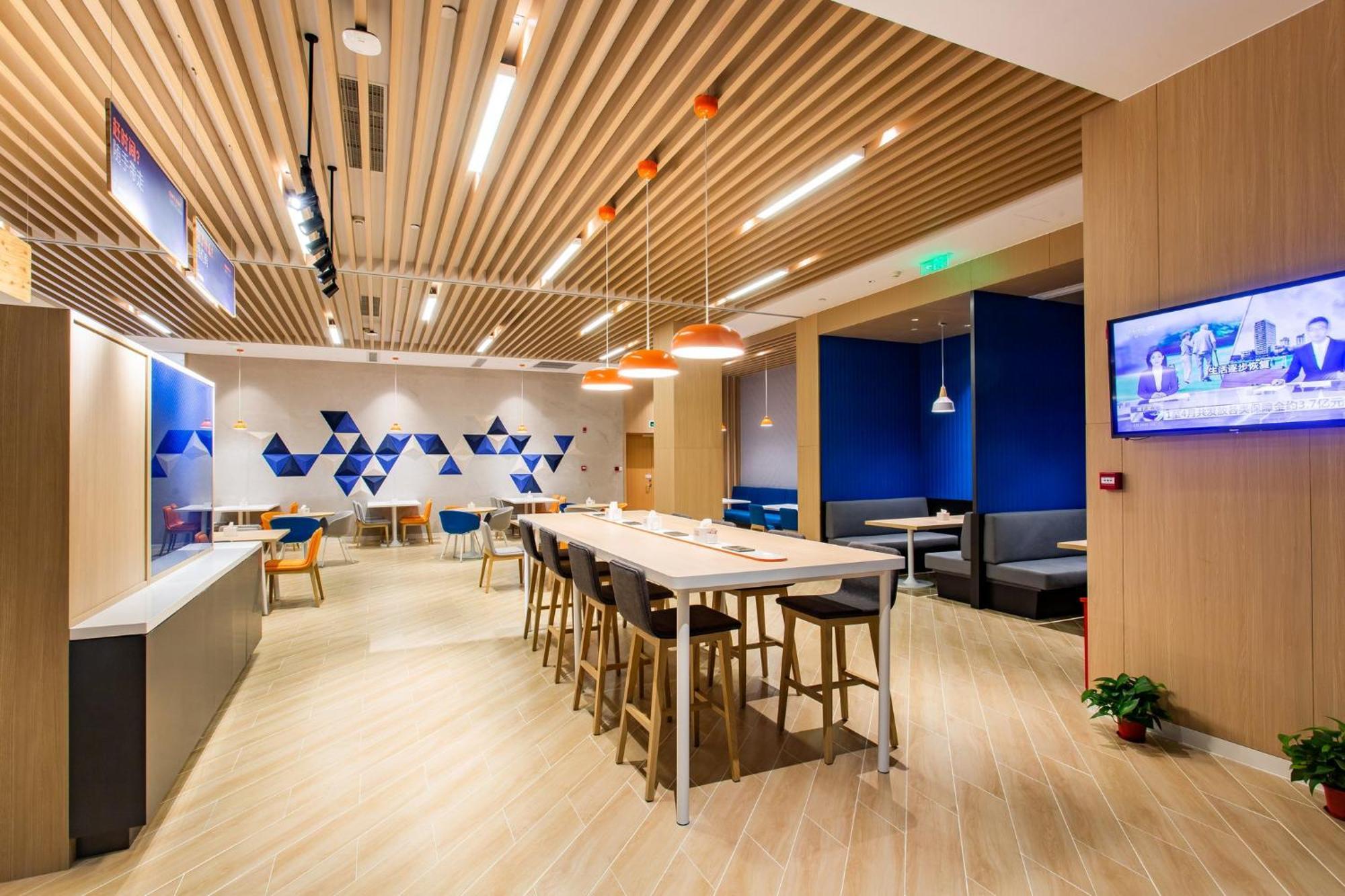 Holiday Inn Express Jiangmen Jianghai By Ihg Zewnętrze zdjęcie