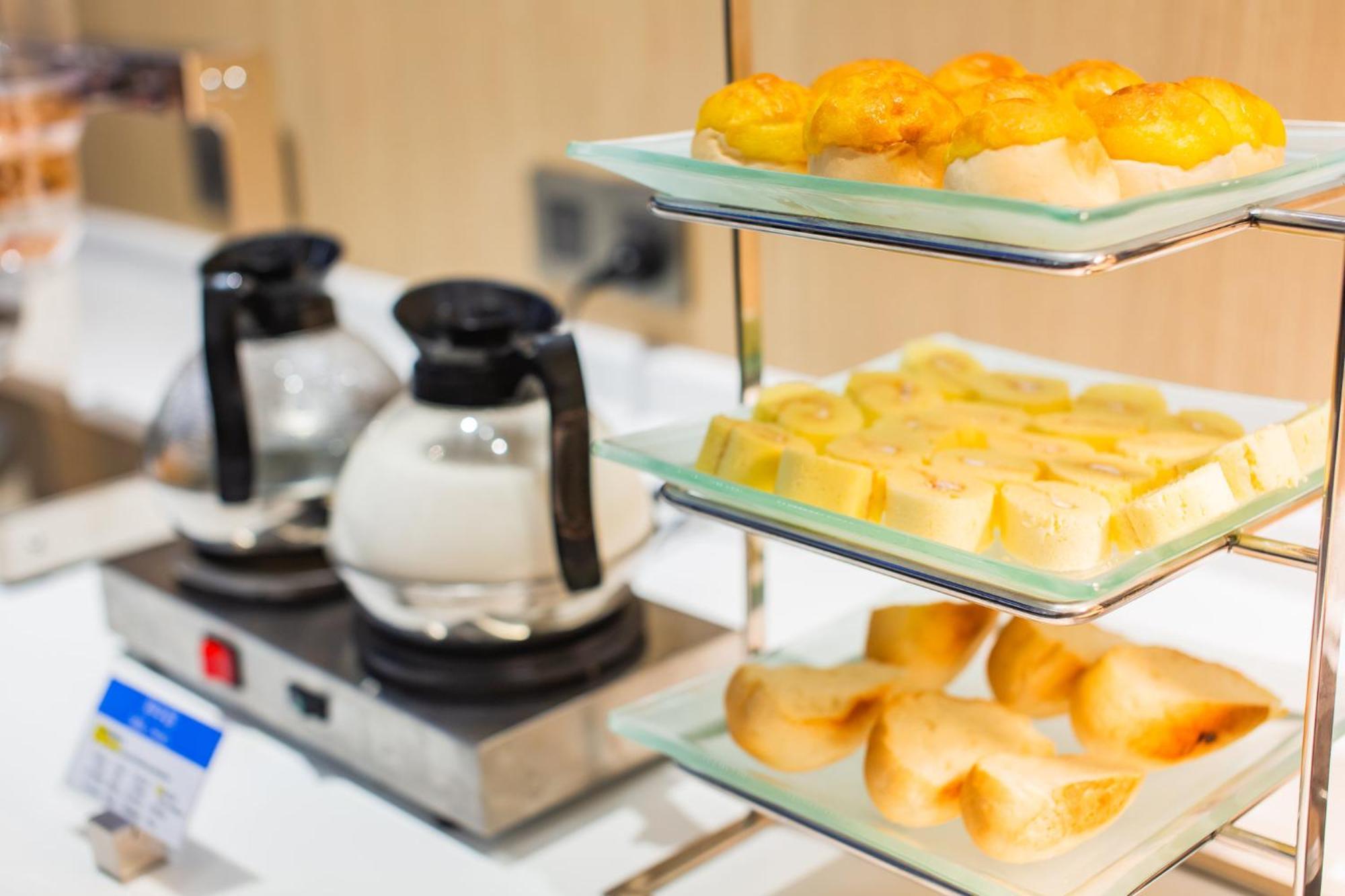 Holiday Inn Express Jiangmen Jianghai By Ihg Zewnętrze zdjęcie